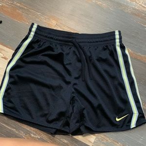 Nike dry fit gym shorts size S